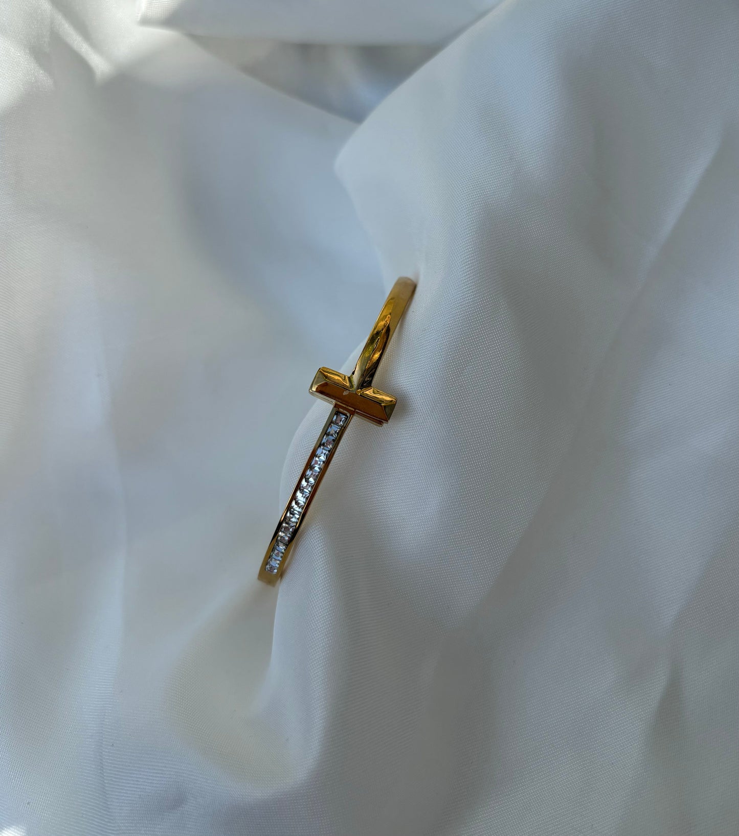 Goldenes T | Armband